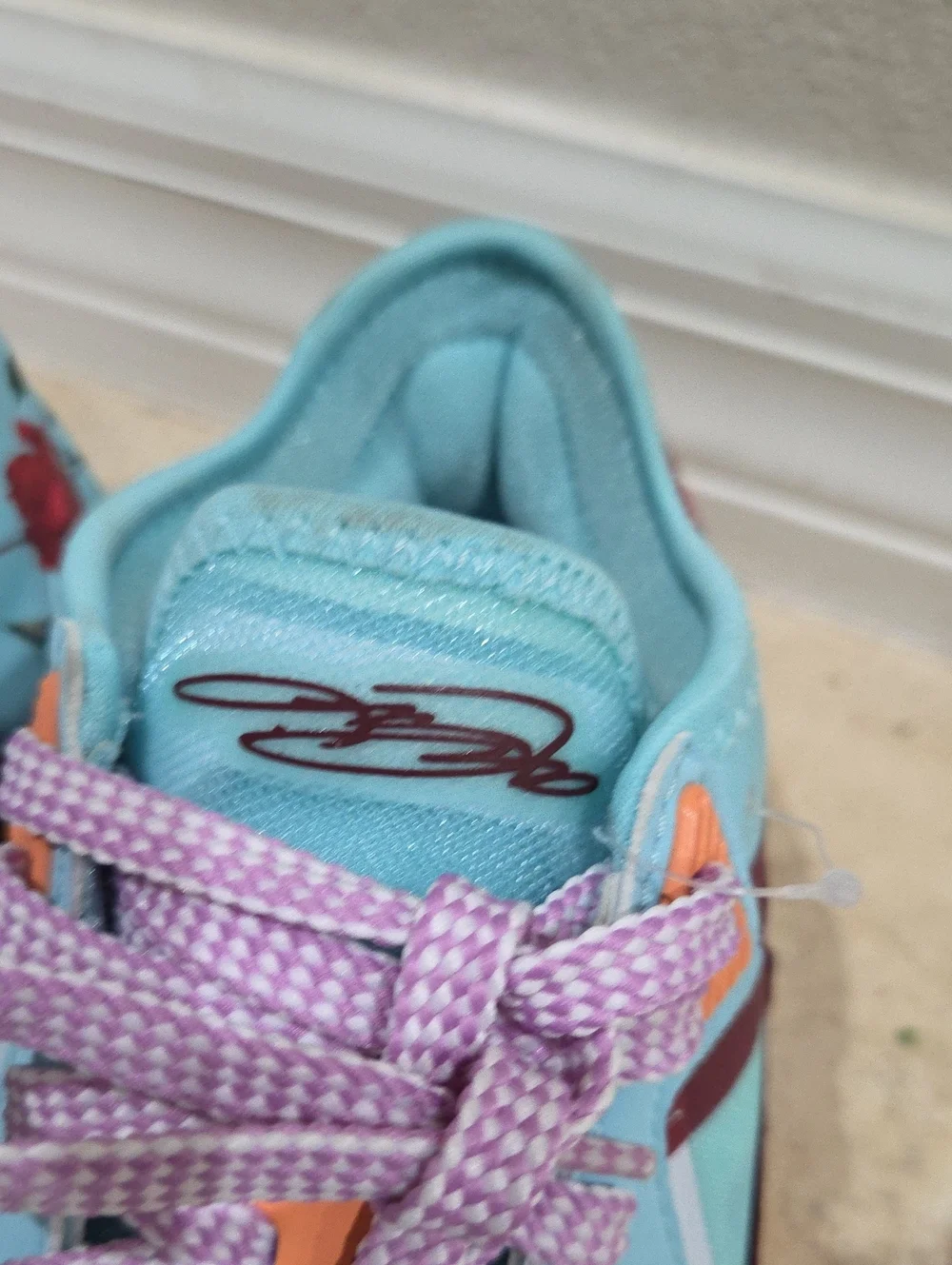 NIKE LeBron 18 Low x Mimi PlangeDaughters-Size:5Y